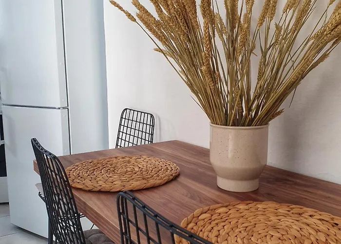 Апартаменты Village House *