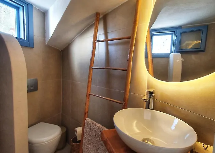 Village House Апартаменты