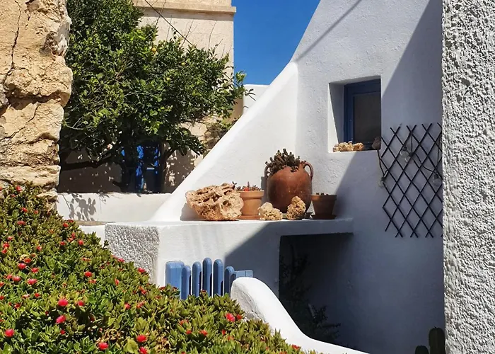 Апартаменты Village House *