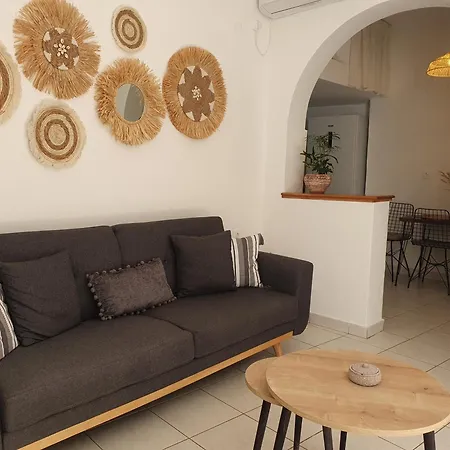 Village House アパート Síkinos